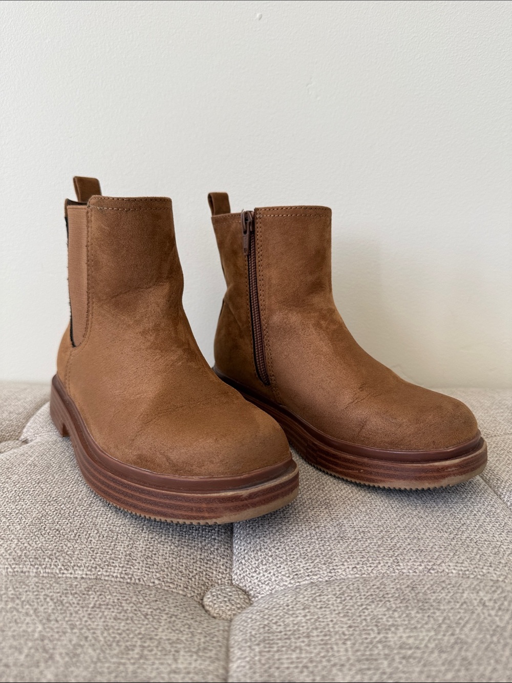 H&M Faux Suede Chunky Platform Chelsea Zip Boots Tan Brown - Size 13